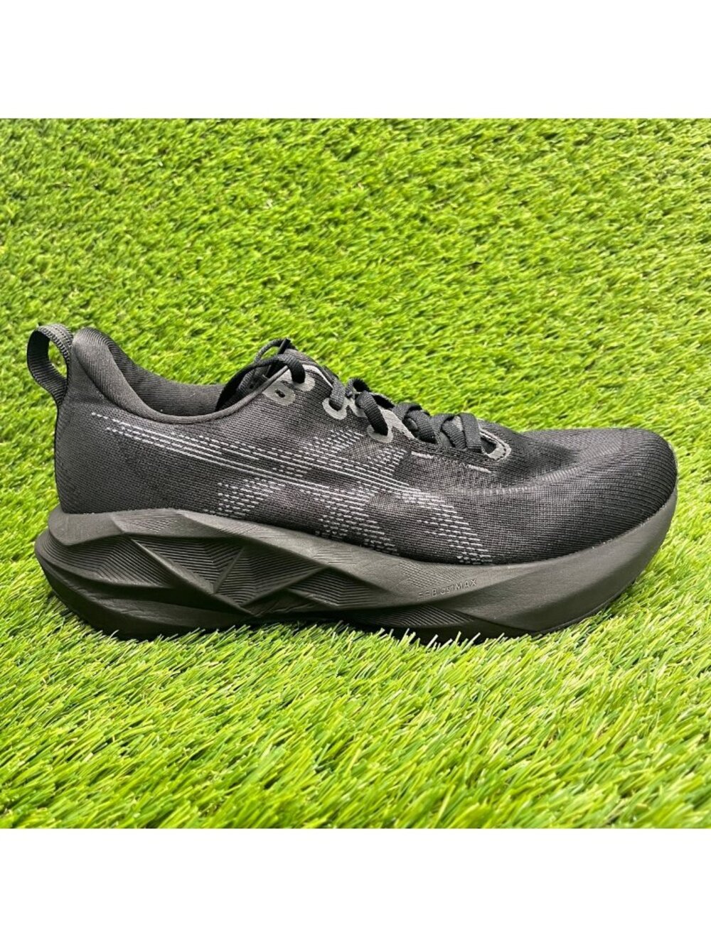 Asics Novablast 5 Womens Size 9.5 Black Athletic Running Walking Shoes Sneakers